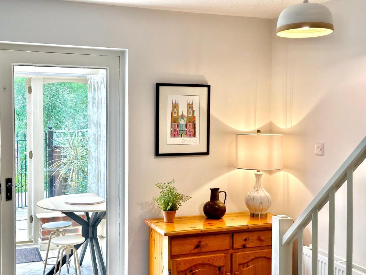 Cherry Blossom Cottage Γιορκ Εξωτερικό φωτογραφία